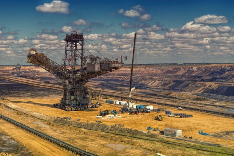 mining equipment supplier